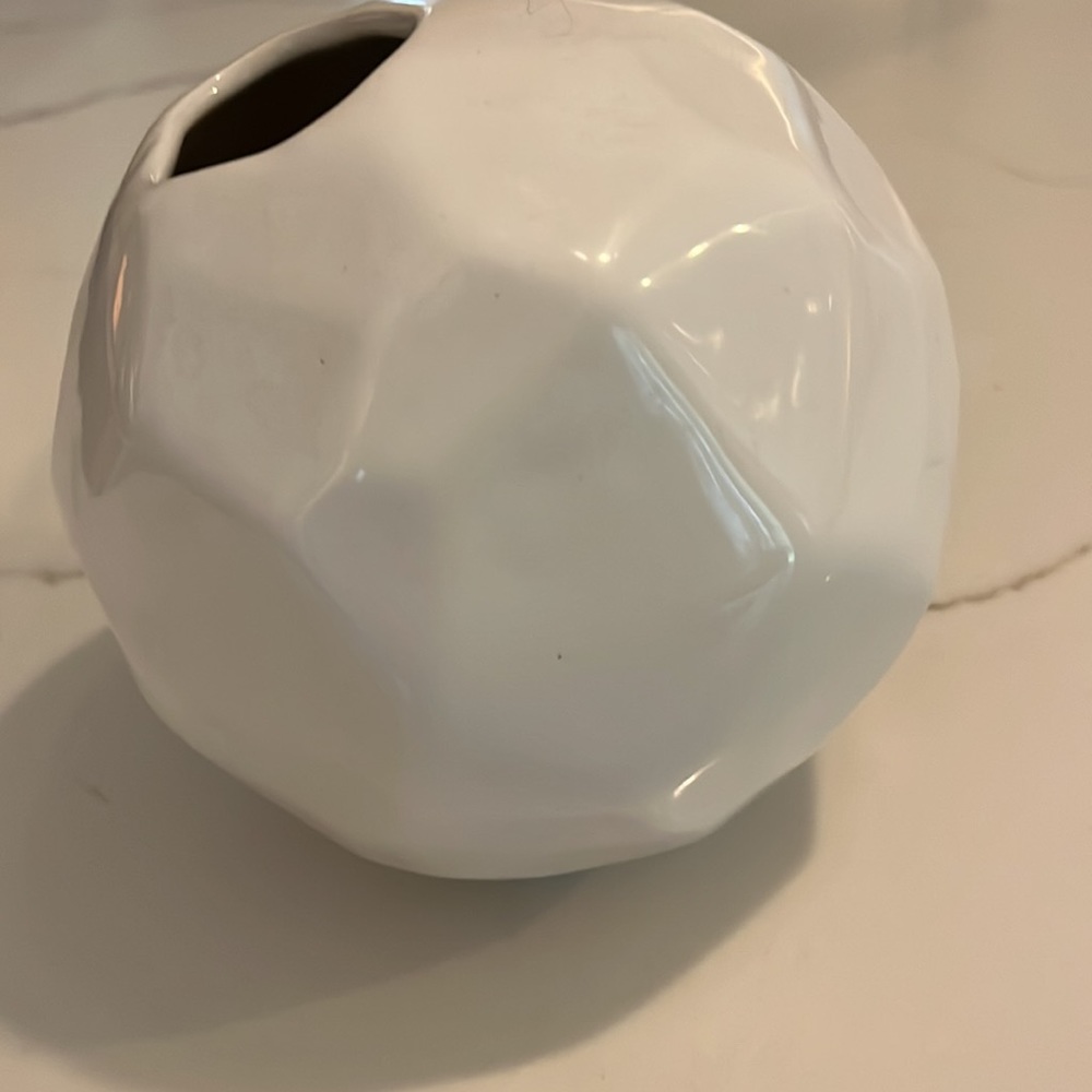 Global Views Pop Art free form geo white vase